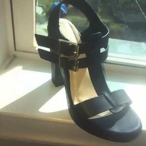 "BAMBOO" Chunky Heel,  Blk Platform Sandals  SZ 7